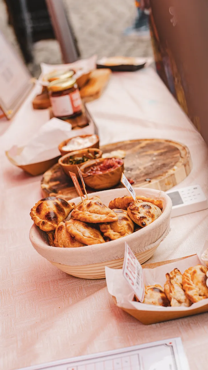 Basket of golden handmade empanadas